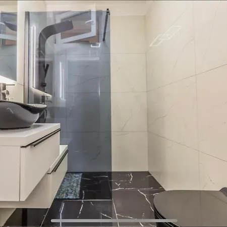 Ivana Black & White - Marusici (Split-Dalmatia)