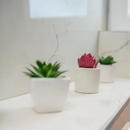 Ivana Black & White - Marusici (Split-Dalmatia)