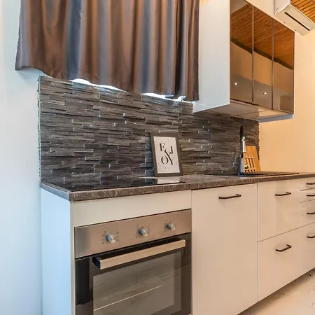 Ivana Black & White - * Marusici (Split-Dalmatia)