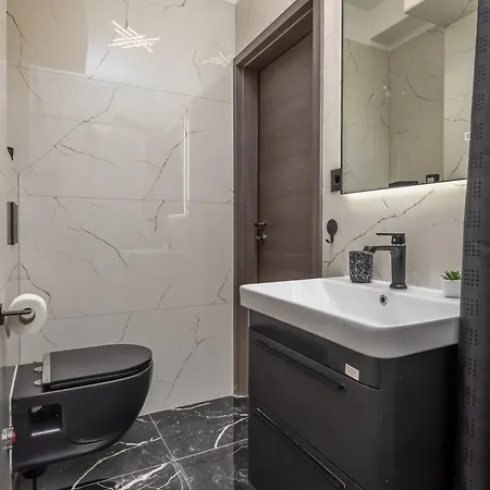 Ivana Black & White - Marusici (Split-Dalmatia)